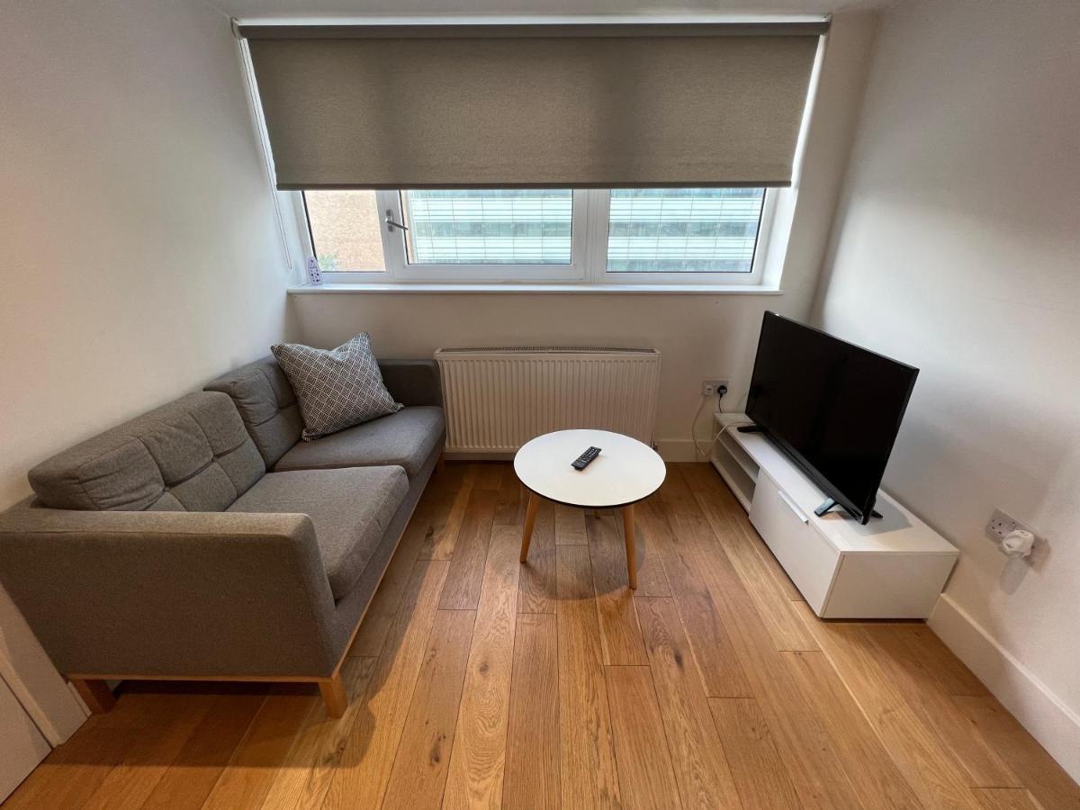 Lovely Apartment In The Centre Of Кройдон Екстер'єр фото