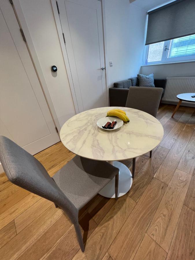 Lovely Apartment In The Centre Of Кройдон Екстер'єр фото
